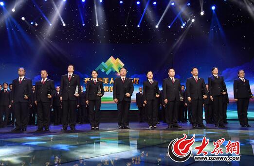 ���R�������z��١��l(f��)���xʽ�e��