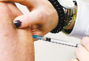 科莫州長提醒沒有接種疫苗的民眾盡快行動起來,“現在接種不算晚”。